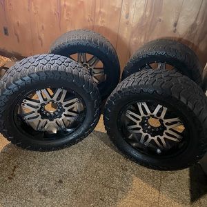 4 Mudster 20” rims and tires